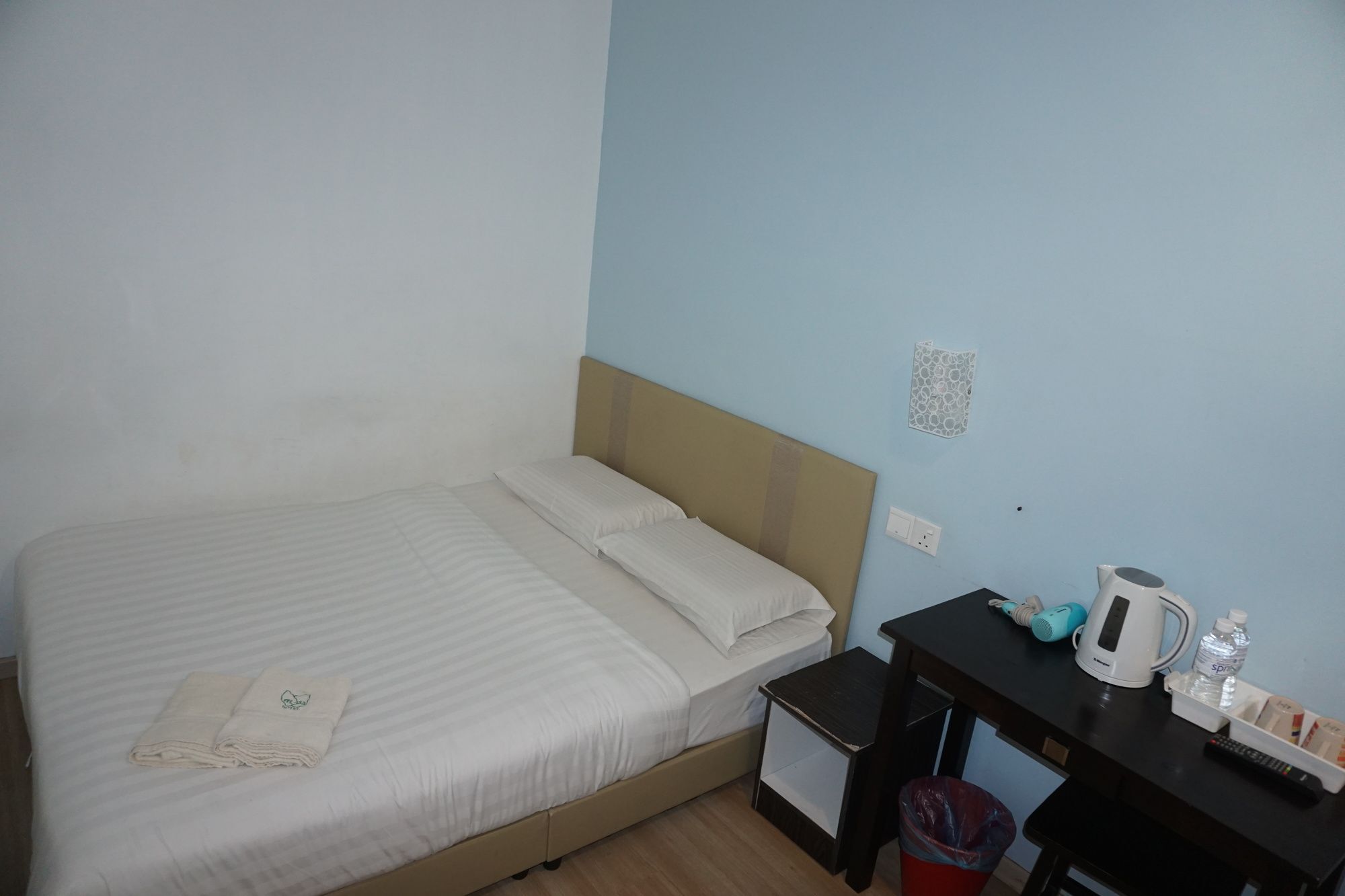 Sun Inns Hotel אייר קרו מראה חיצוני תמונה